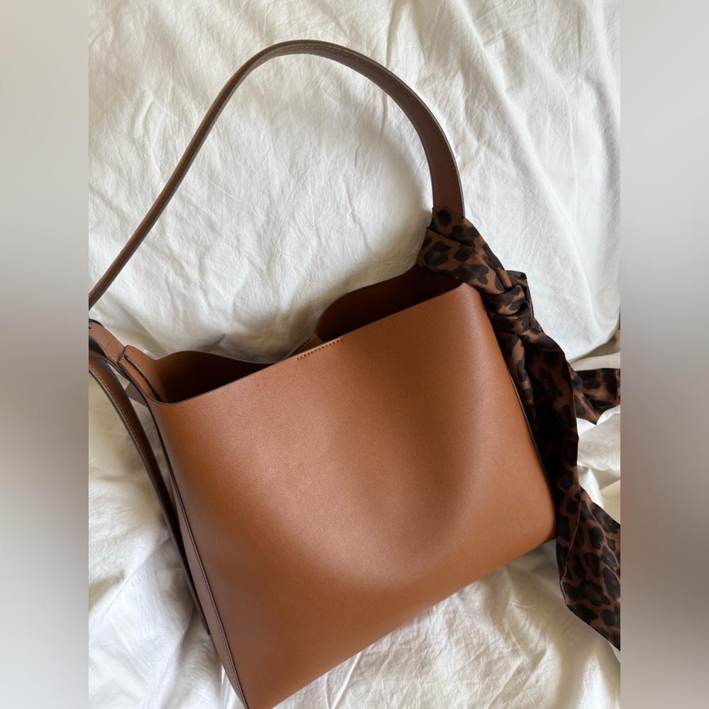 Elegant Brown Leather Tote Bag